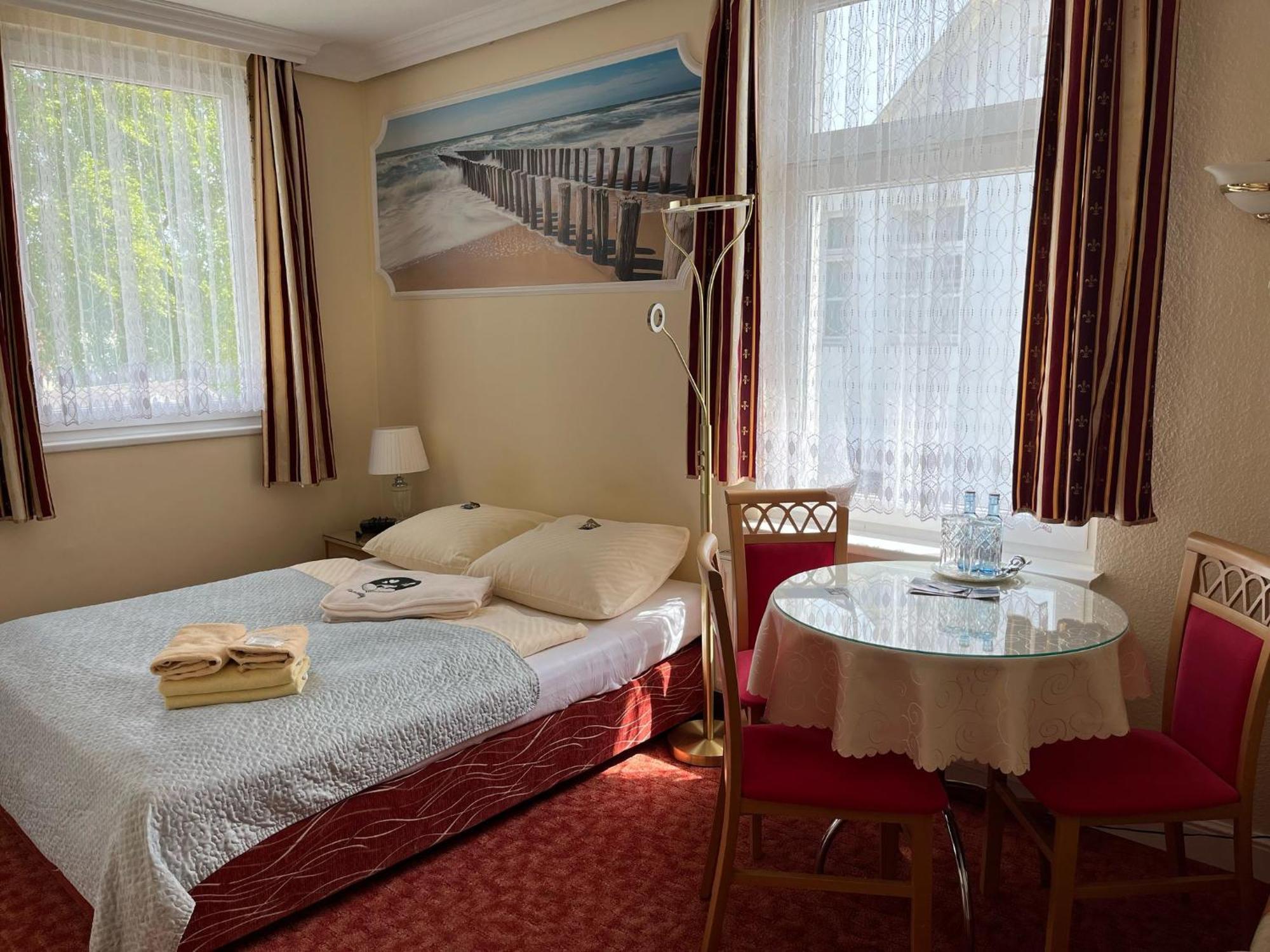 Pension Mittag Ostseebad Heringsdorf Exterior foto
